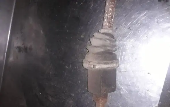 Ford Taurus Front driveshaft