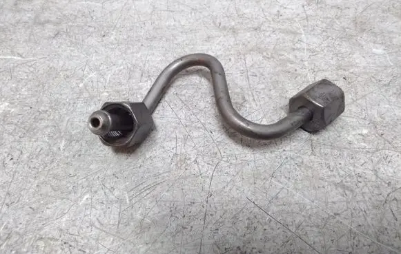 Mercedes-Benz C W204 Fuel injector supply line/pipe 