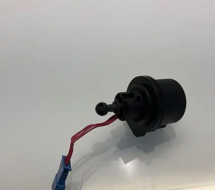 Mercedes-Benz E W211 Headlight level adjustment motor 73485702