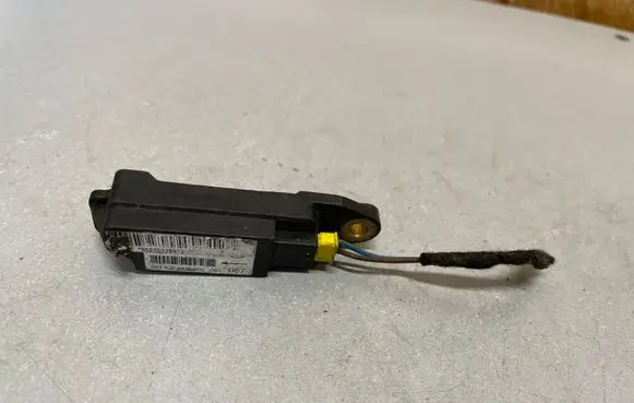 Mercedes-Benz C W203 Airbag deployment crash/impact sensor 0018204426