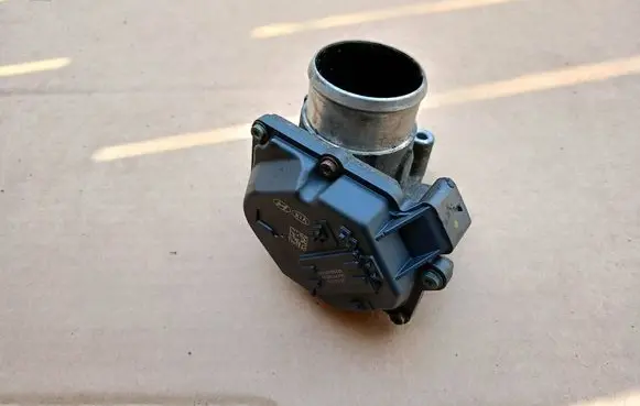 KIA Sportage Throttle valve 351002A900