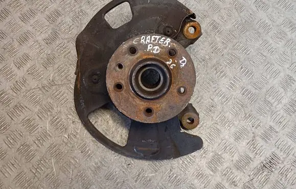 Volkswagen Crafter Front wheel hub