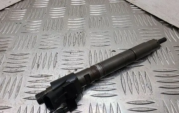Fuel injector