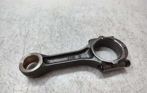 Mitsubishi L200 Connecting rod/conrod 