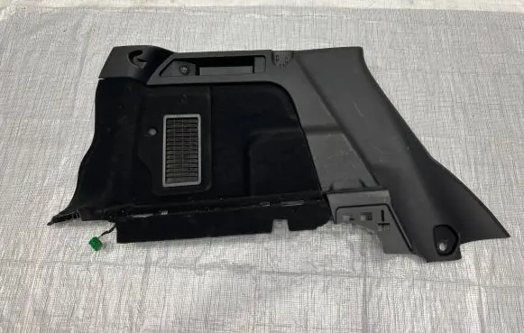 Land Rover Discovery Sport Trunk/boot side trim panel
