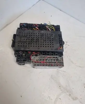 Volvo S60 Fuse module 8622520