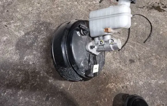 SsangYong Korando Brake booster