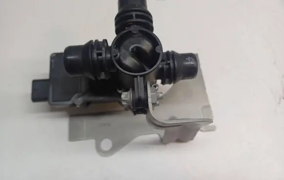 Mercedes-Benz Sprinter W907 W910 Electric auxiliary coolant/water pump A0005061300 GL0004 990489