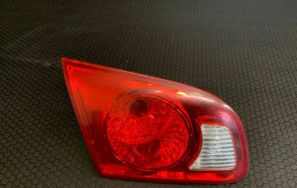 Hyundai Santa Fe Tailgate rear/tail lights 924052B000