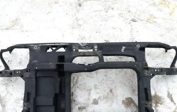 Volkswagen Golf IV Radiator support slam panel 1j0805594