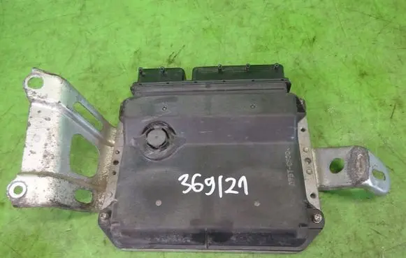 Toyota Yaris Engine control unit/module ECU 89661-0D310