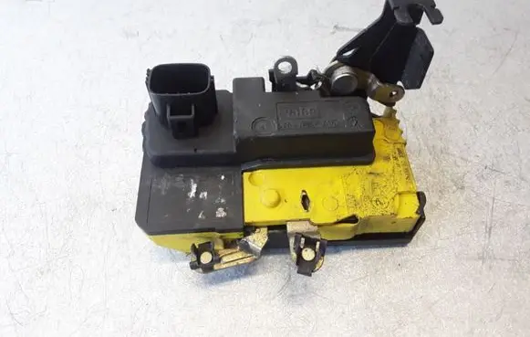 Volvo S60 Front door lock