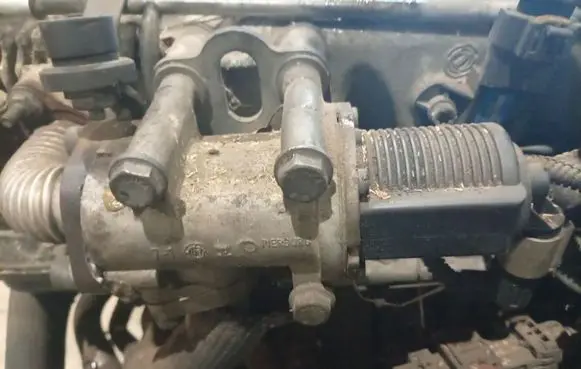 Opel Astra H EGR valve