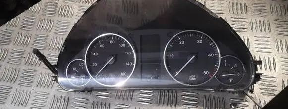 Mercedes-Benz C W203 Speedometer (instrument cluster) a2035405548