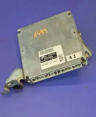 Toyota Avensis Verso Engine control unit/module ECU 89661-44300 758005121 175800-5121