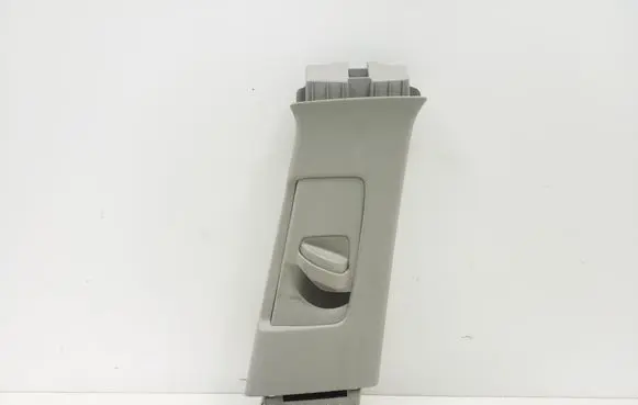 (B) pillar trim (top)