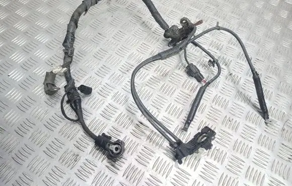Hyundai i20 (PB PBT) Positive cable (battery)