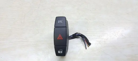 BMW 1 E81 E87 Hazard light switch 694560303 549529100