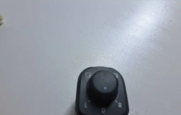 Skoda Superb B6 (3T) Wing mirror switch 3t0959565a