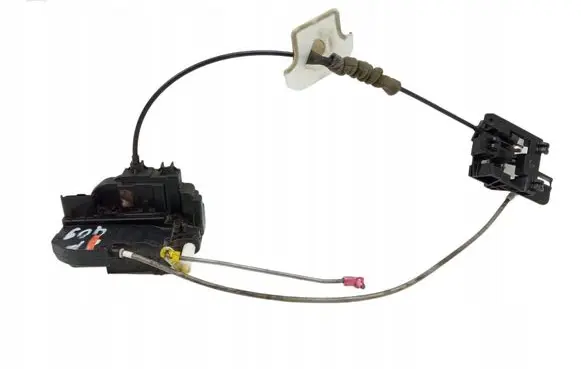 Nissan Qashqai Front door lock