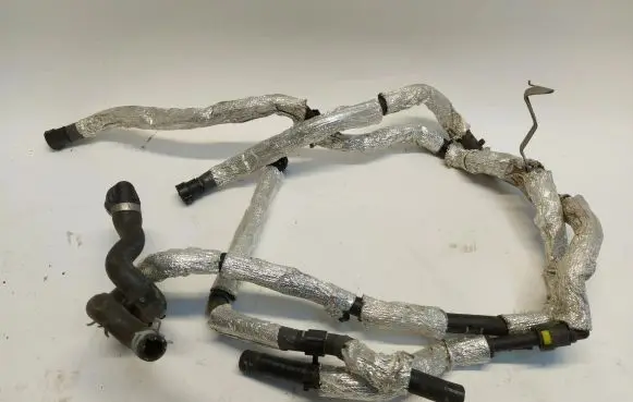 Volvo XC40 Engine coolant pipe/hose 32249448