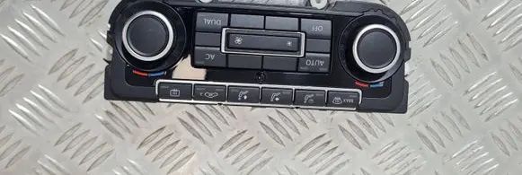 Volkswagen Golf VI Climate control unit 5K0907044DT