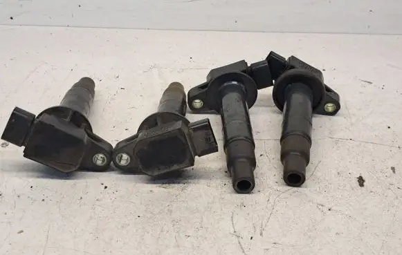 Toyota Prius (NHW20) High voltage ignition coil 9091902240