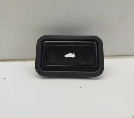 Audi A8 S8 D4 4H Tailgate/boot open switch button 3D0959831D