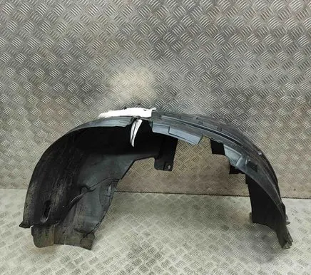 Rear arch fender liner splash guards