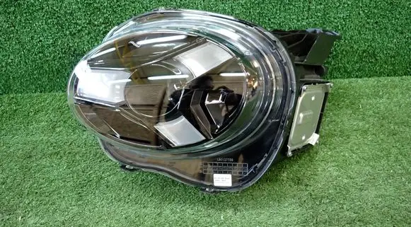 Nissan Juke II F16 Headlight/headlamp 260606PN0A