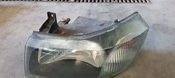 Ford Escort Headlight/headlamp