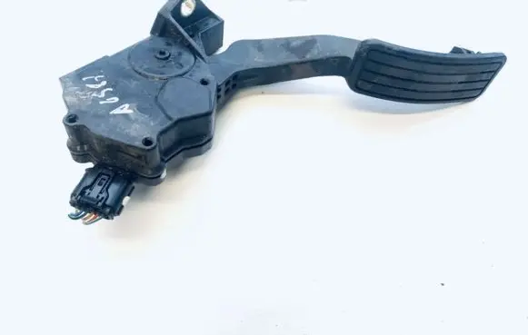 Subaru Outback Accelerator throttle pedal 36010ag140 1988007120