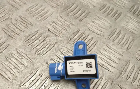 Volvo XC60 Airbag deployment crash/impact sensor 30798511