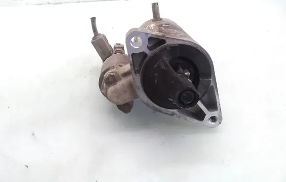 Toyota Yaris Starter motor 281000J010