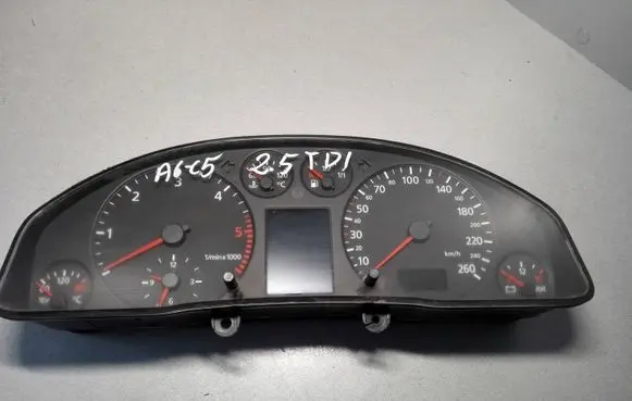 Audi A6 S6 C5 4B Speedometer (instrument cluster) 4B0919881 110008890016