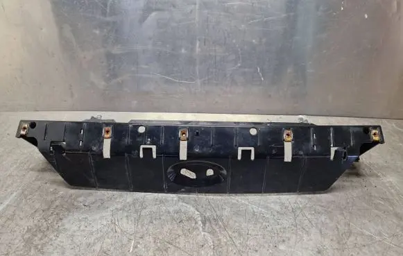 Radiator trim