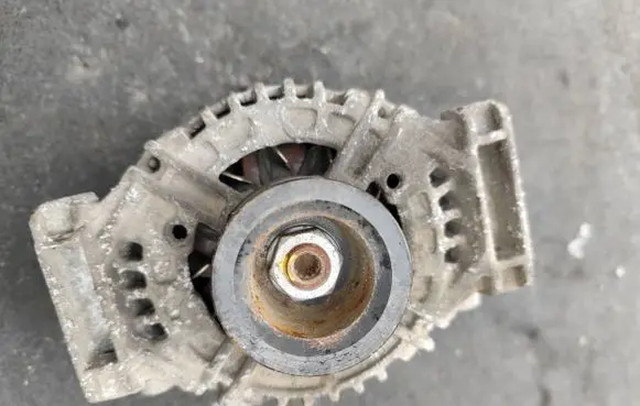 Opel Signum Generator/alternator 13129850 0124425004