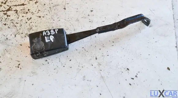 Audi A3 S3 8P Front seatbelt buckle 8P0857755E 27082009