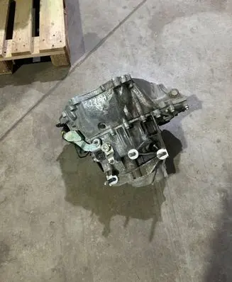 Mazda 2 Manual 6 speed gearbox P6944 F6200