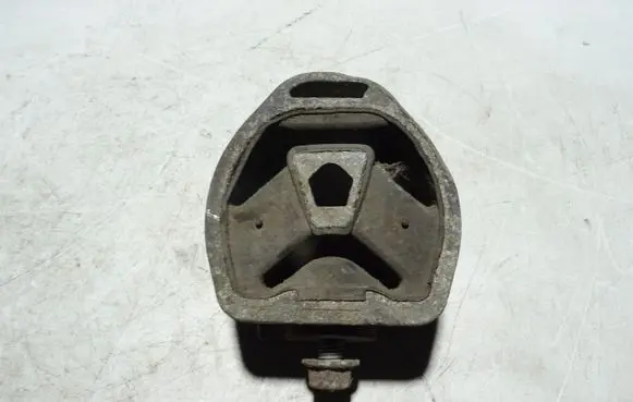 Audi A4 S4 B5 8D Engine mount bracket 8D0399151