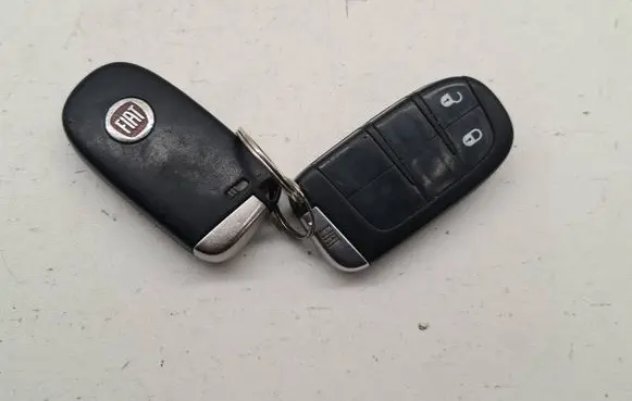 Fiat Freemont Ignition key/card 
