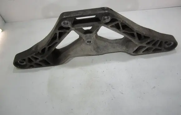 Audi A6 S6 C6 4F Rear differential/diff mount bracket 4F0599287