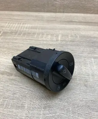 Volkswagen Transporter - Caravelle T5 Light switch 1C0941531E
