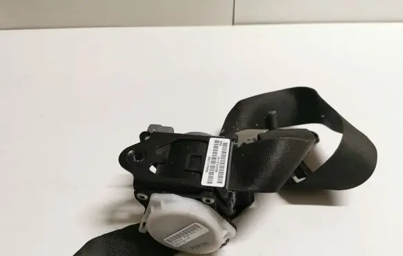 BMW X5 E70 Front seatbelt 606846000