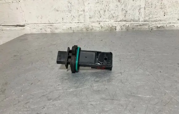 BMW 5 E60 E61 Mass air flow meter 7566990 19981302 0280218169
