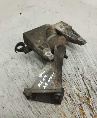 Audi A6 S6 C4 4A Engine mount bracket 4A0199352