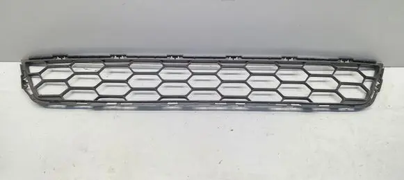 Volvo V40 Cross country Front bumper lower grill 31290945