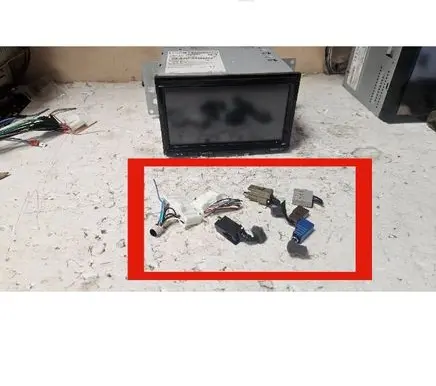 Nissan Leaf I (ZE0) Sound system wiring loom 259154NR4A QY8212
