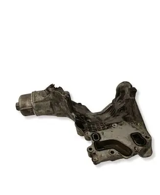Chevrolet Orlando Oil filter mounting bracket 25192109