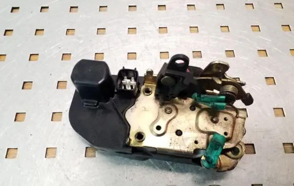 Jeep Grand Cherokee (WJ) Front door lock